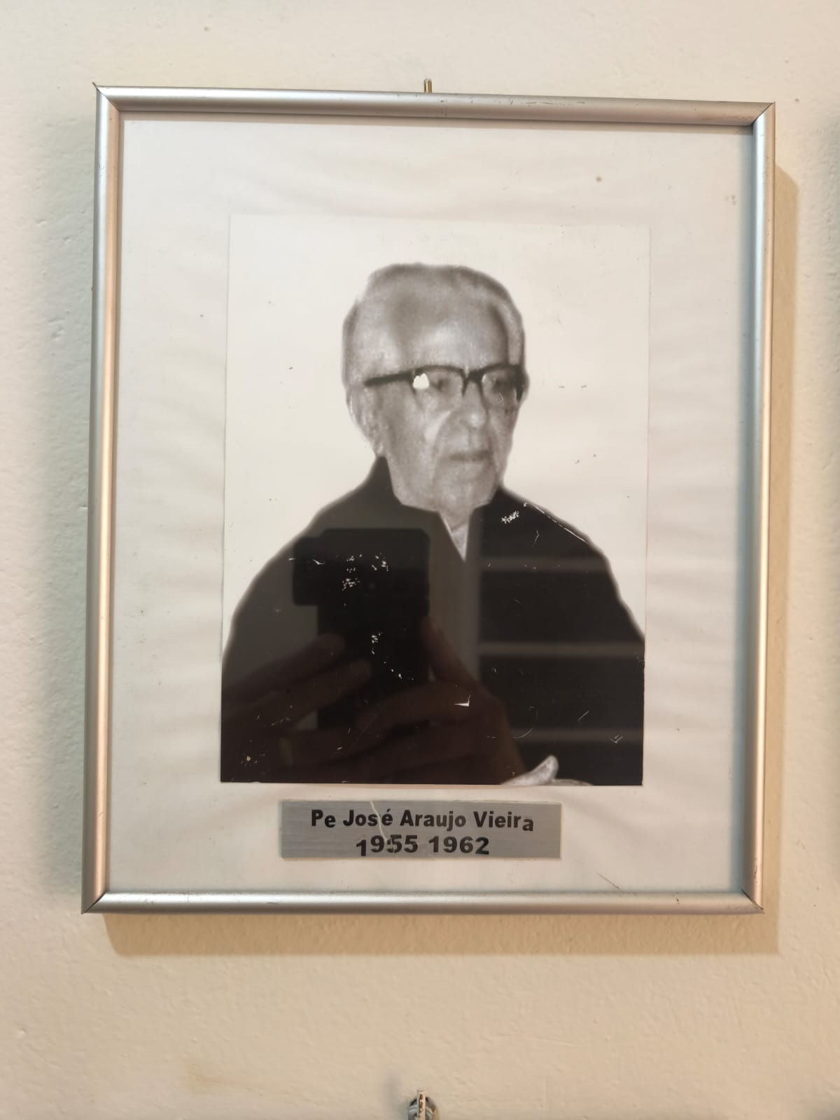 Foto emoldurada de Pe. José Araujo Vieira